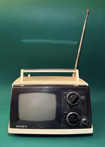 Televisore portatile vintage