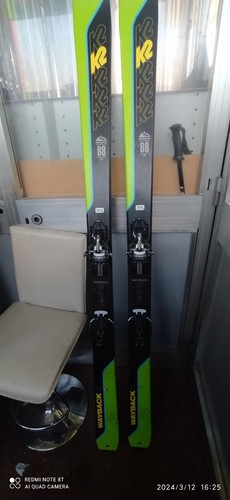 Sci alpinismo uomo wayback - k2,