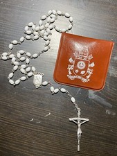 rosario Papa Francesco Perle bianche Con Astuccio. Rosario Ufficiale