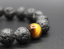 Bracciale di perle in pietra