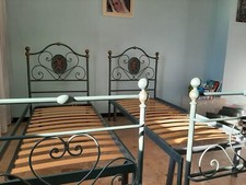 Testata letto singolo in ferro battuto con materassi