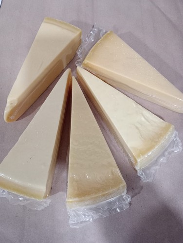 Formaggio galbani tipo grana - formaggio,