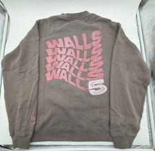 Louis Tomlinson Official Walls