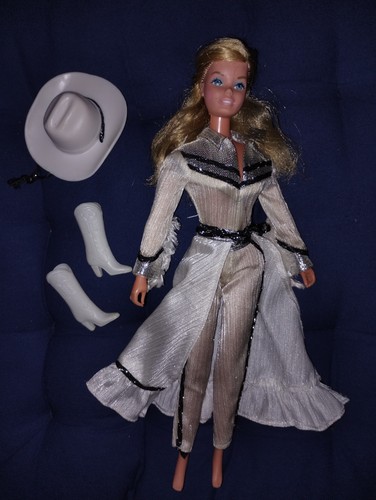 Barbie western superstar face - barbie,