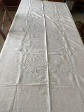 Tovaglia vintage puro lino ricamata a mano in colore verde  con 12 tovaglioli