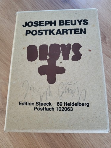 Joseph beuys scatola cartoline - joseph,