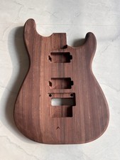 Stratocaster non finita con