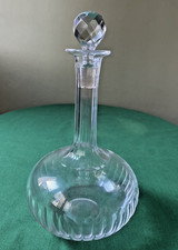 Ancienne carafe à vin en
