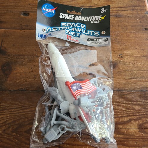 Daron space astronauts - astronauts, 11