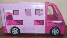 BARBIE  -  CAMPER   