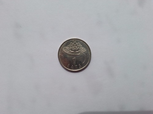 Bank latvia coin lats - bank,