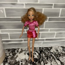 Bambola winx club flora - bambola,