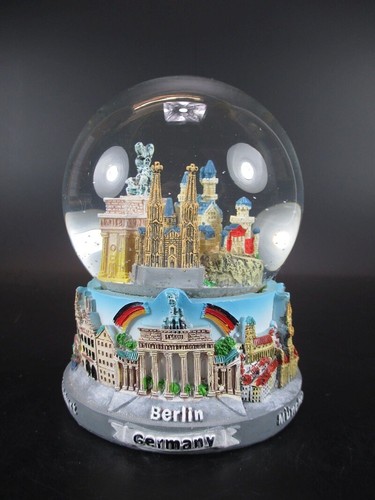 Germany light snow - snow, globe