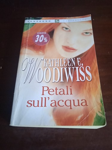 Kathleen woodiwiss petali - kathleen,