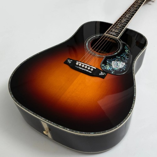 Chitarra acustica tipo - , tutto