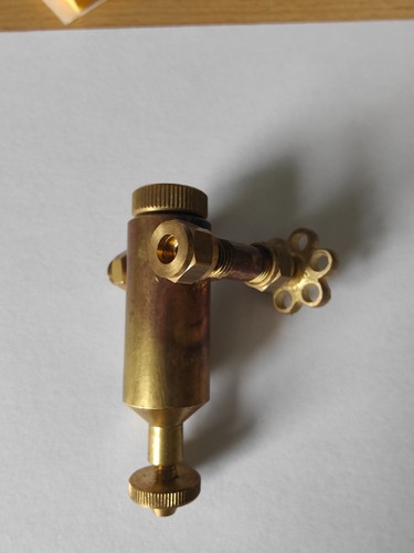 Live steam engine displacement - live,