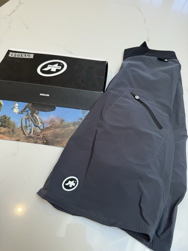 Mezzi pantaloncini assos - mezzi,
