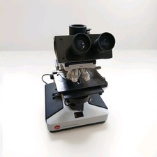 Microscopio da laboratorio