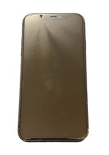 iPhone 11 privo di scheda madre e relativo circuito - presenta parti semi-nuove