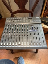 Yamaha Mx 12/4 Mixing Console