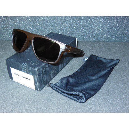 Nuovo occhiali sole oakley - occhiali,