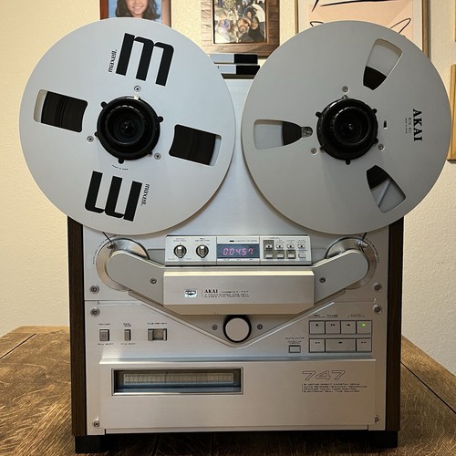 Akai 747 remote - +, manuals