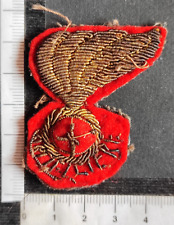 FREGIO DA BERRETTO O BUSTINA BASCO SU PANNO ROSSO ARTIGLIERE REGIO ESERCITO WW2