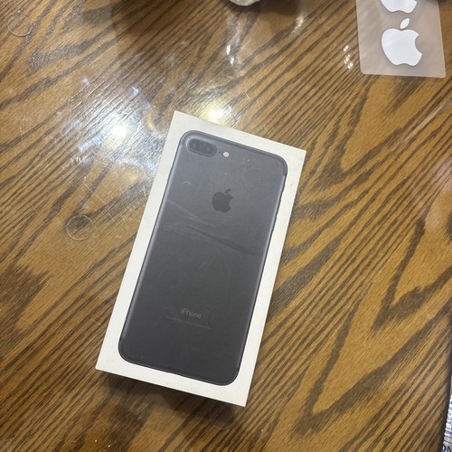 Apple iphone plus jetblack - 7,