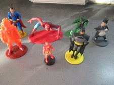 7 PERSONAGGI MARVEL / DC VARI SUPEREROI - SORPRESINA UOVO