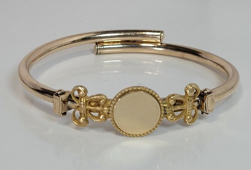 Bracciale antico ornato con