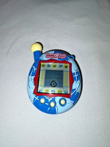 Tamagotchi connection 2004 - tamagotchi,
