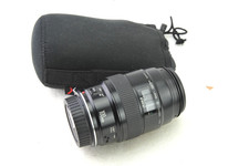 Canon EF 100mm f/2.8 macro