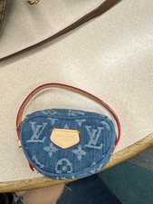Louis Vuitton Pratt pochette