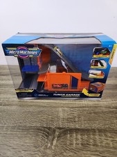 MicroMachines Tuner Garage Expanding Playset Exclusive Vehicle Included New