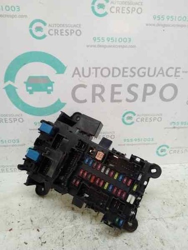 Caja reles fusibles - reles, /