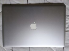 Macbook Pro 15" i7 late 2011 - SSD 1TB – RAM 16GB - Tastiera Qwertz - OS Linux