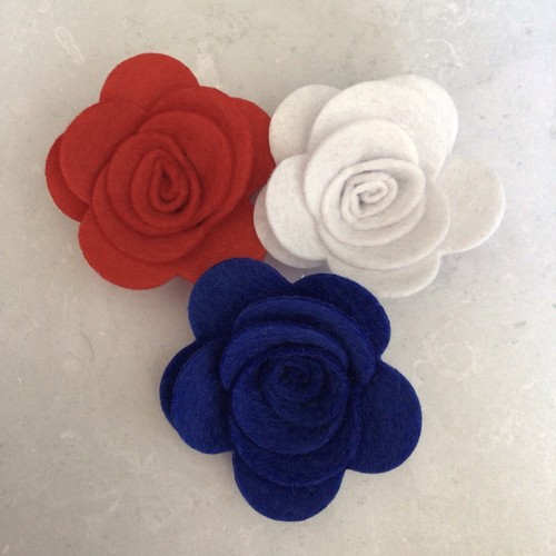 Rose patriottiche feltro - rose,
