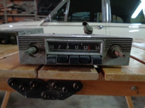 M8207 autoradio voxson - -,