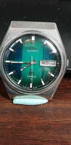 Seiko quartz type - type, 7123