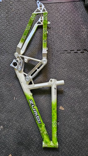 Zumbi f44 nuovo vecchio - zumbi,