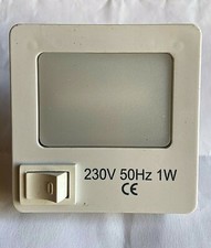 LUCE NOTTURNA ROSA PRESA A