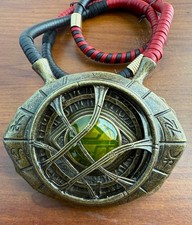 Collana replica Marvel Doctor