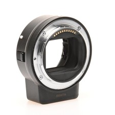 Nikon FTZ adattatore a