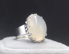 Anello in agata bianca, anello