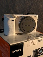 Sony Alpha 6000 solo corpo -