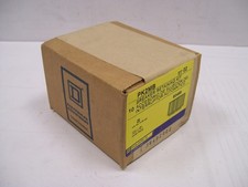 LOT OF 10 NEW IN BOX Square D