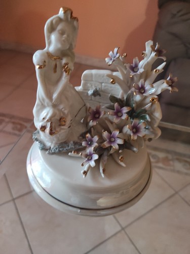 Statuina porcellana - statuina, in