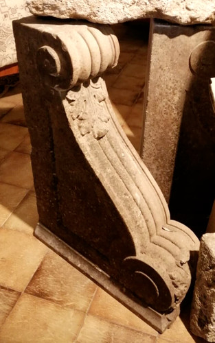 Antica coppia mensole ricci