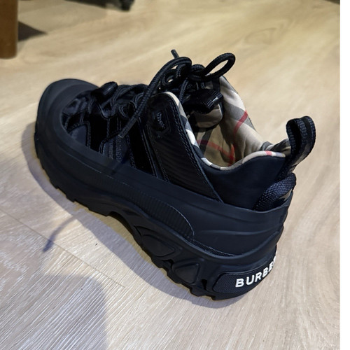Sneakers donna burberry nere - sneakers,