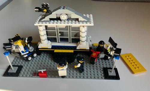 Lego studios 1352 - lego, explosion